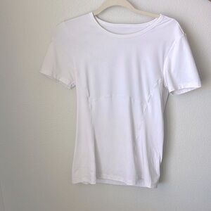 white athletic workout tee from Fabletics